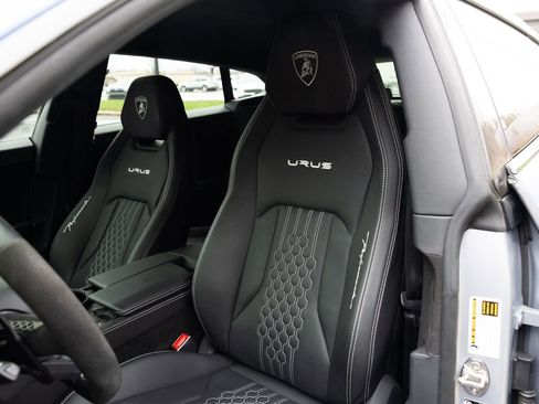 Used 2023 Lamborghini Urus Performante image 6