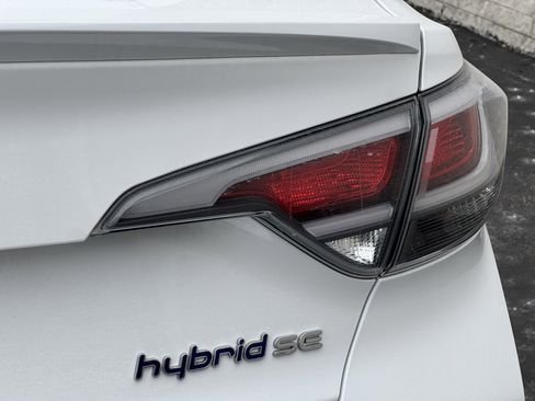 Used 2017 Hyundai Sonata SE image 12