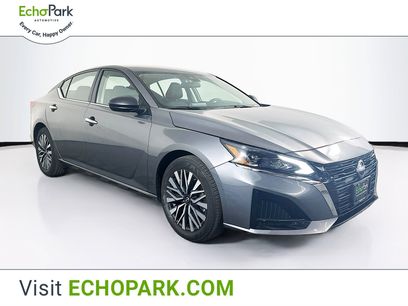 Used 2024 Nissan Altima 2.5 SV