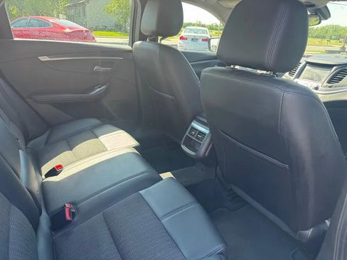 Used 2018 Chevrolet Impala LT FWD image 7