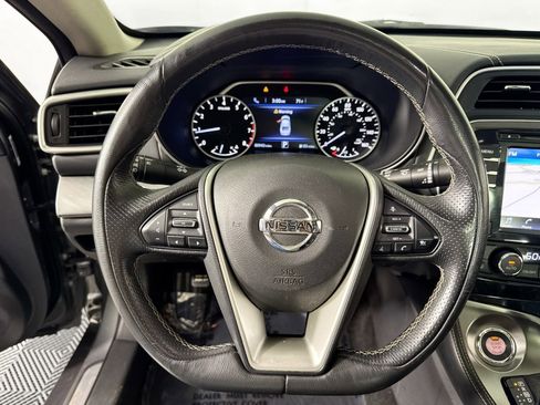 Used 2018 Nissan Maxima 3.5 SL image 11