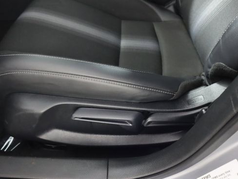 Used 2023 Honda Civic Sport image 27