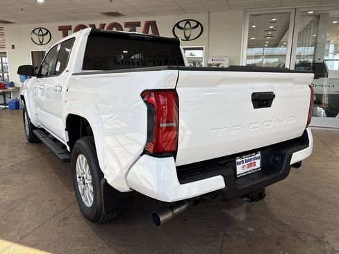 New 2026 Toyota Tacoma SR5 RWD image 8