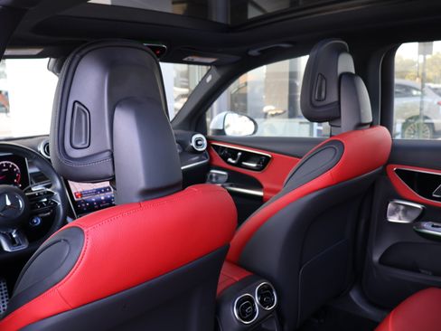 Certified 2024 Mercedes-Benz GLC 43 AMG 4MATIC image 20
