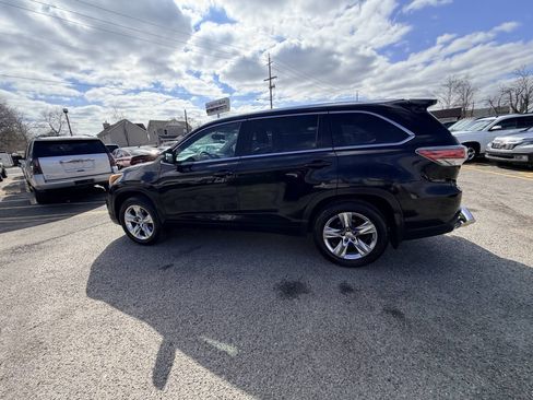 Used 2014 Toyota Highlander Limited image 35
