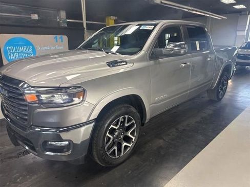 Used 2025 RAM 1500 Laramie AWD/4WD image 12
