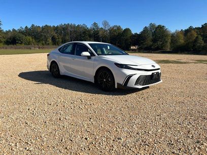 New 2026 Toyota Camry SE w/ Convenience Package