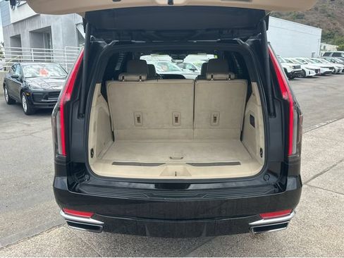 Certified 2024 Cadillac Escalade Premium Luxury RWD image 31