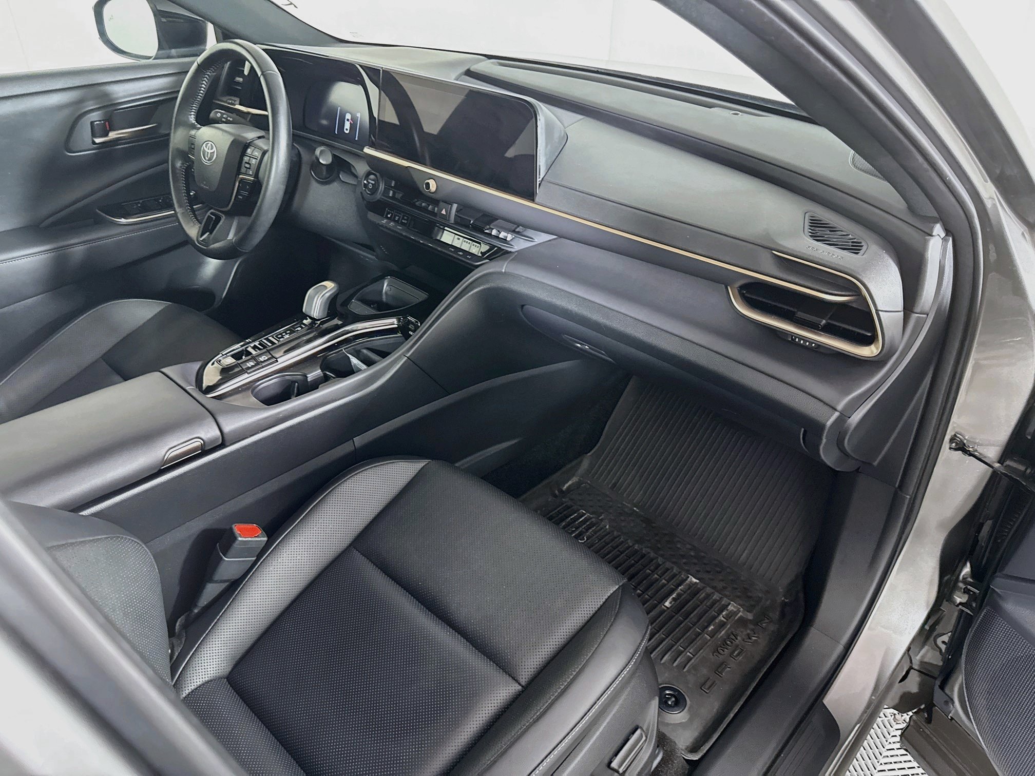 Certified 2026 Toyota Crown AWD/4WD image 28