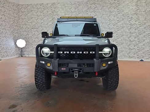 Used 2021 Ford Bronco First Edition AWD/4WD image 2