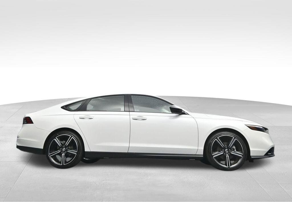 Used 2026 Honda Accord SE image 41
