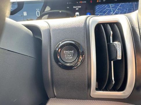 Certified 2025 Ford Expedition Max Active RWD image 31