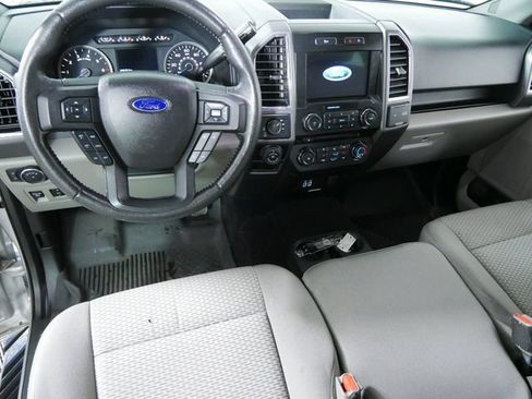 Used 2016 Ford F150 XLT w/ Equipment Group 302A Luxury AWD/4WD image 4