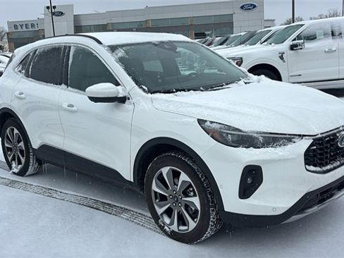 Used 2024 Ford Escape Platinum w/ Premium Technology Package image 28