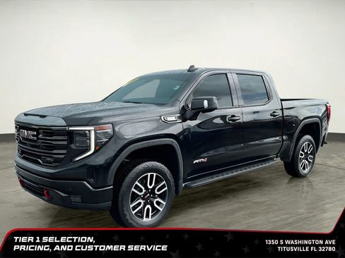 Certified 2023 GMC Sierra 1500 AT4 w/ AT4 Premium Package AWD/4WD image 2