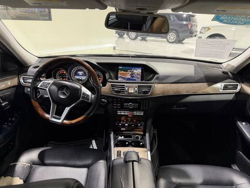 Used 2014 Mercedes-Benz E 350 Sedan image 24