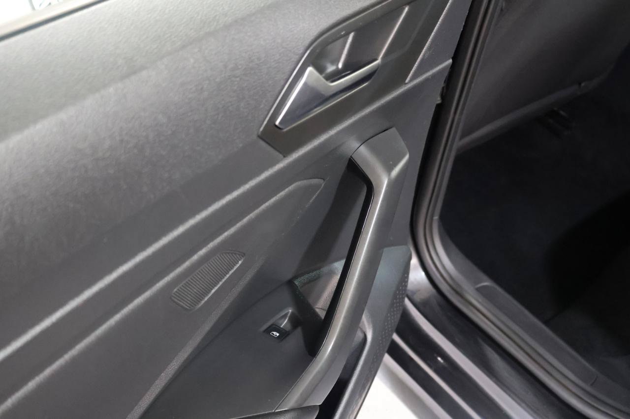 Used 2019 Volkswagen Jetta GLI FWD image 19