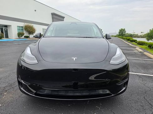 Used 2023 Tesla Model Y Long Range AWD/4WD image 15