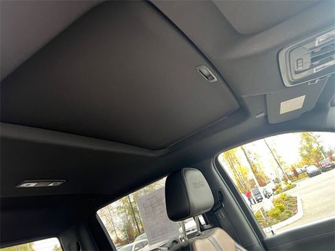 Used 2021 Chevrolet Silverado 2500 High Country w/ Z71 Off-Road Package image 16