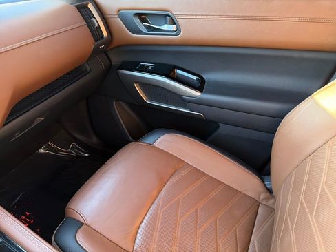 Used 2023 Nissan Pathfinder Platinum w/ Black Appearance Package image 30