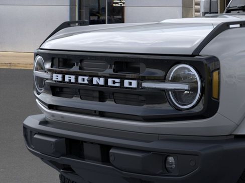 New 2026 Ford Bronco Outer Banks AWD/4WD image 19