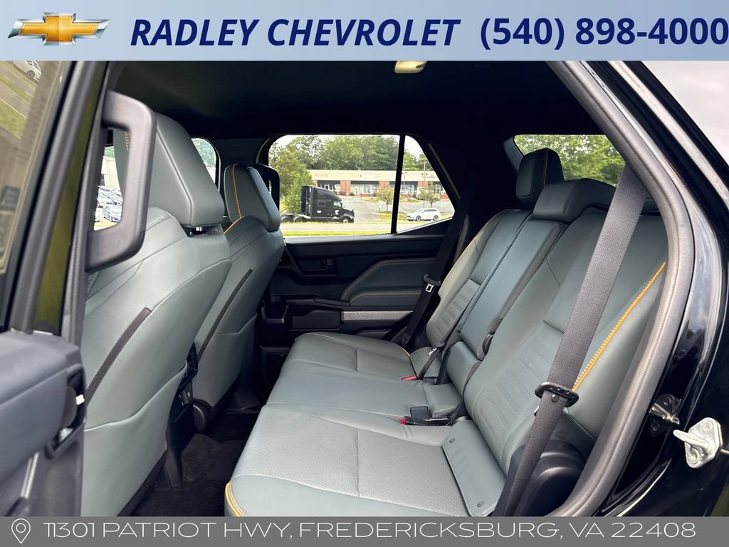 Used 2025 Toyota 4Runner Trailhunter AWD/4WD image 8
