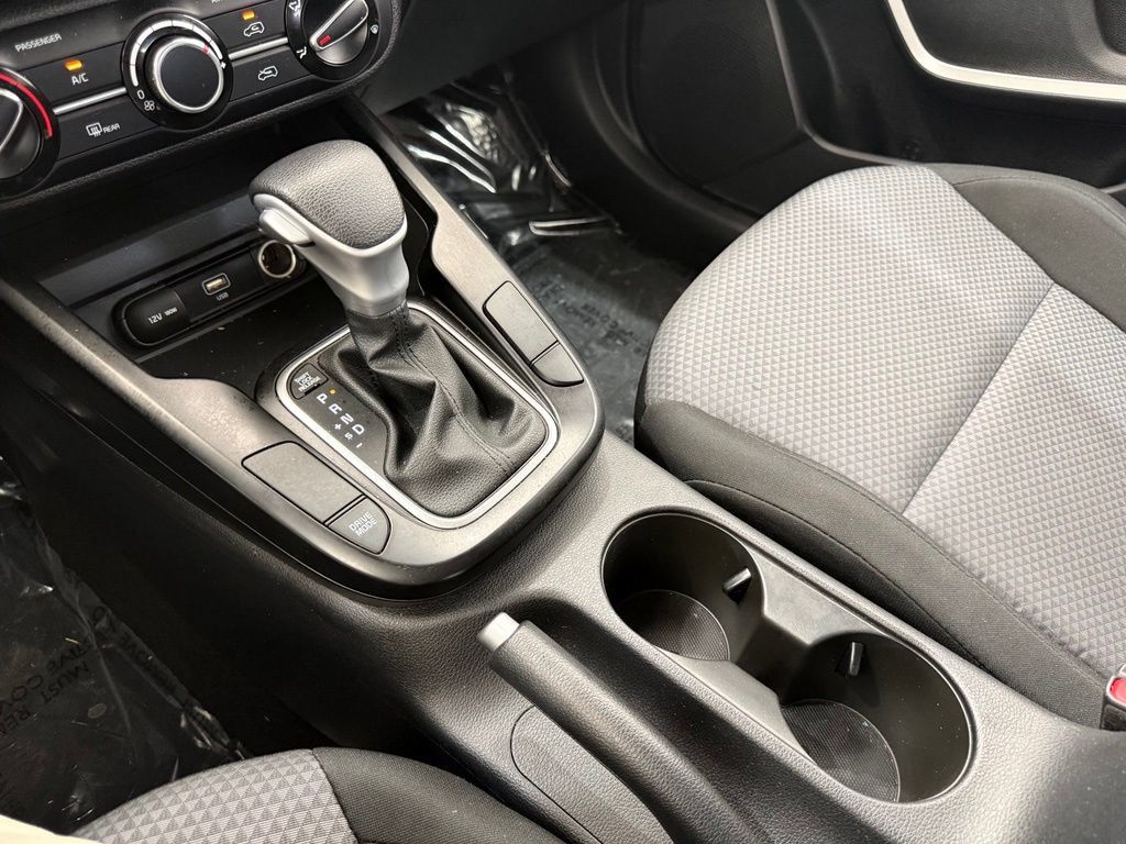 Used 2023 Kia Soul LX w/ LX Technology Package FWD image 35