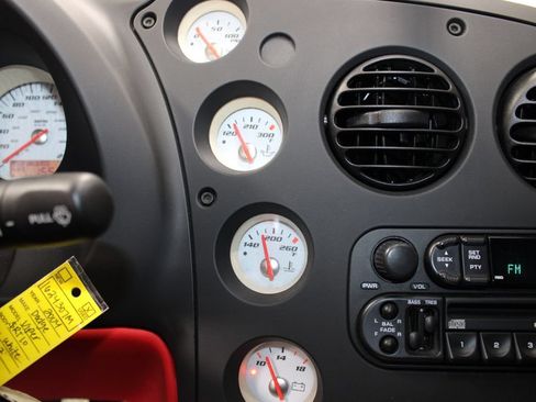 Used 2004 Dodge Viper SRT-10 RWD image 32