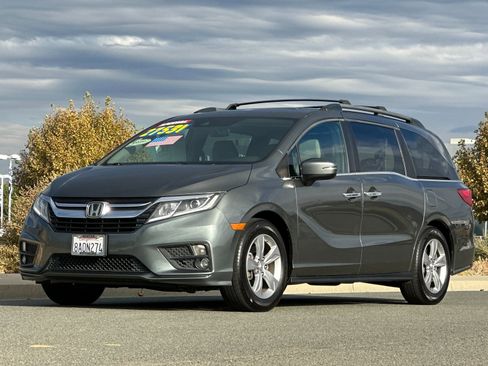 Used 2018 Honda Odyssey EX-L image 8