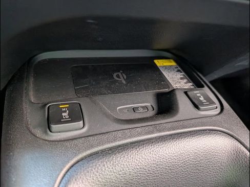 Used 2022 Toyota Corolla XSE image 15