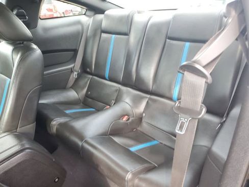 Used 2010 Ford Mustang GT Premium image 23