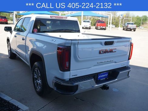 Used 2025 GMC Sierra 1500 SLT AWD/4WD image 15