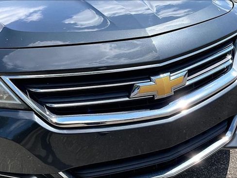 Used 2014 Chevrolet Impala LT FWD image 30