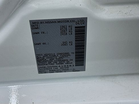 Used 2024 Nissan Altima 2.5 SV image 12