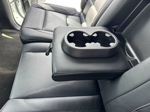 Used 2018 Chevrolet Silverado 1500 LT w/ All Star Edition AWD/4WD image 37