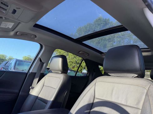 Certified 2020 Chevrolet Equinox Premier AWD/4WD image 10