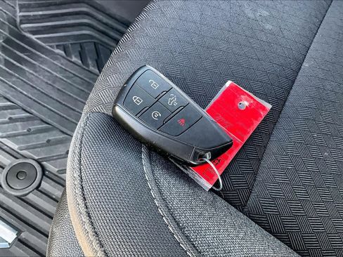 Used 2024 Chevrolet Silverado 1500 LT Trail Boss w/ Dark Appearance Package image 15