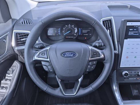 Used 2024 Ford Edge Titanium AWD/4WD image 22