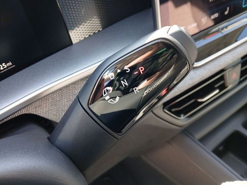 New 2026 Volkswagen Tiguan S image 22