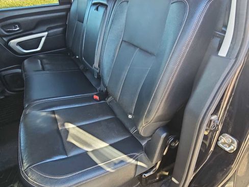 Used 2017 Nissan Titan SL image 20