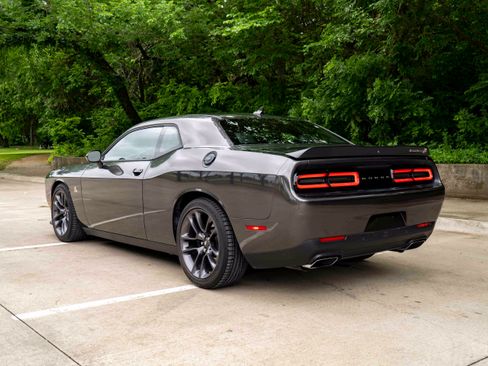 Used 2023 Dodge Challenger R/T Scat Pack w/ Plus Package RWD image 7