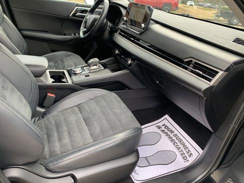 Used 2022 Mitsubishi Outlander SE image 32