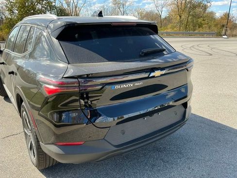 New 2026 Chevrolet Equinox EV LT image 26