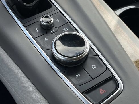 Used 2022 Cadillac Escalade ESV Sport Platinum image 32