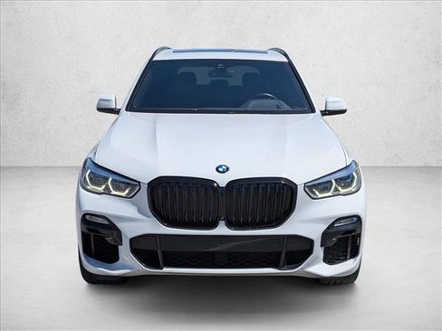 Used 2021 BMW X5 M50i w/ Executive Package AWD/4WD image 2