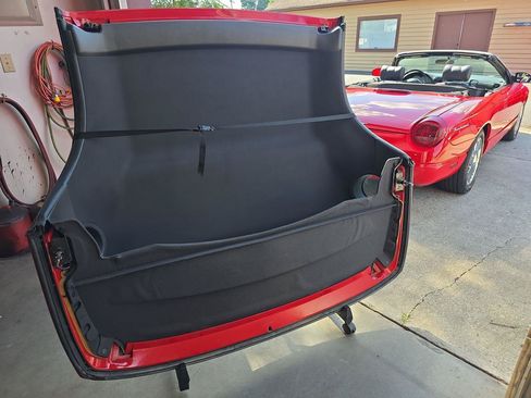 Used 2002 Ford Thunderbird RWD image 39