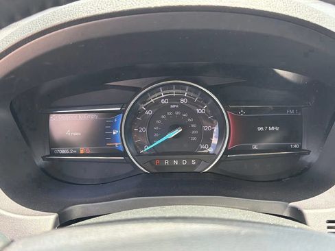 Used 2019 Ford Explorer XLT w/ Equipment Group 202A FWD image 22