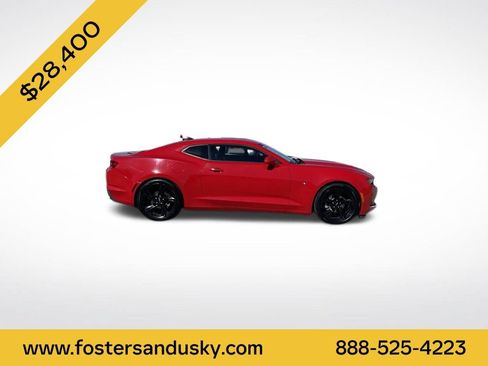 Used 2022 Chevrolet Camaro LT w/ Technology Package RWD image 6