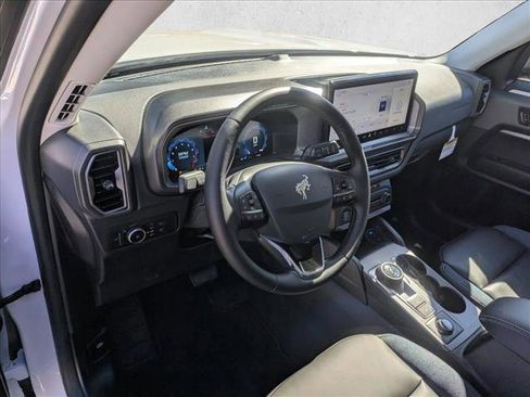 New 2025 Ford Bronco Sport Outer Banks image 2