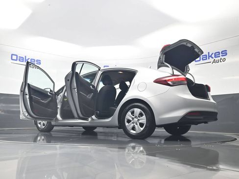 Used 2017 Kia Forte LX FWD image 55